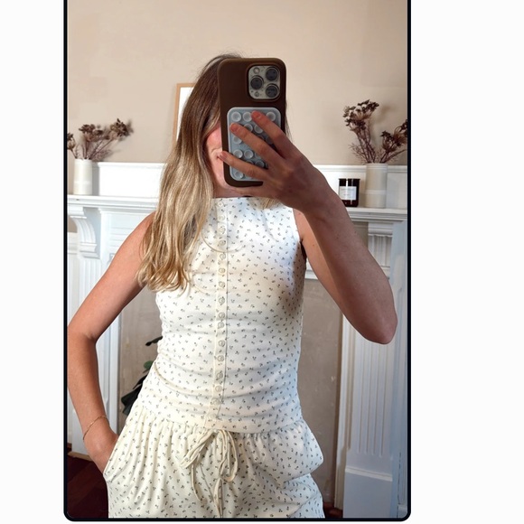 Ditsy floral tank top and pants lounge set - Picture 3 of 3